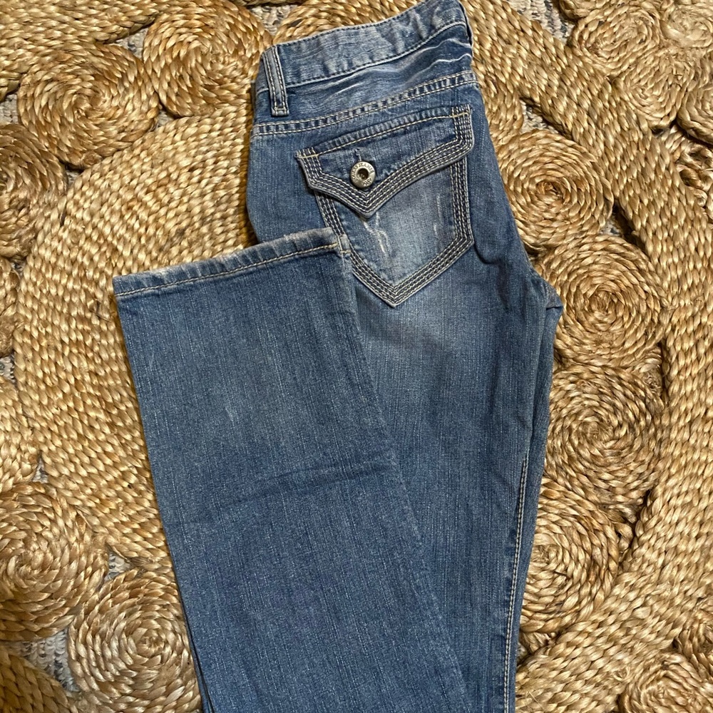 SOLD Guess Straight Leg Distressed Denim size 27
